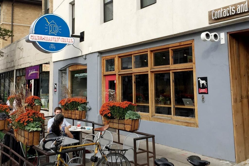 Intelligentsia Coffee on Broadway in Lakeview