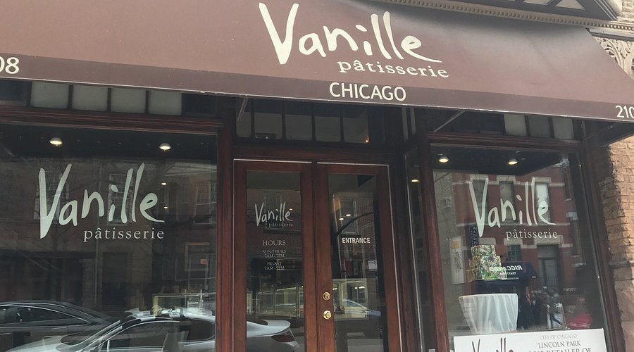 Vanille Patisserie in Lincoln Park